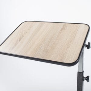 Ligonio staliukas virš lovos