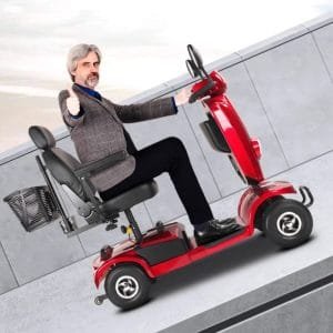 elektrinis skuteris su keturiais ratais